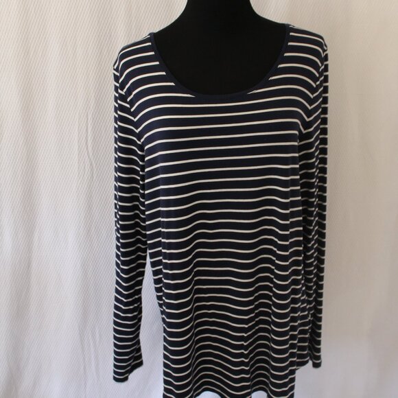 SALE GAP Scoop Neck Stripe Long Sleeve Tee Blue White Stripe Size L Large EUC - Picture 2 of 8